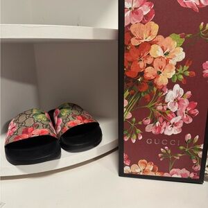 Gucci Floral Slides with Black Soles